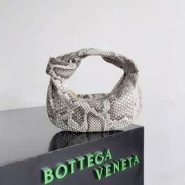 Picture of Bottega Veneta Handbags _SKUfw184063447fw